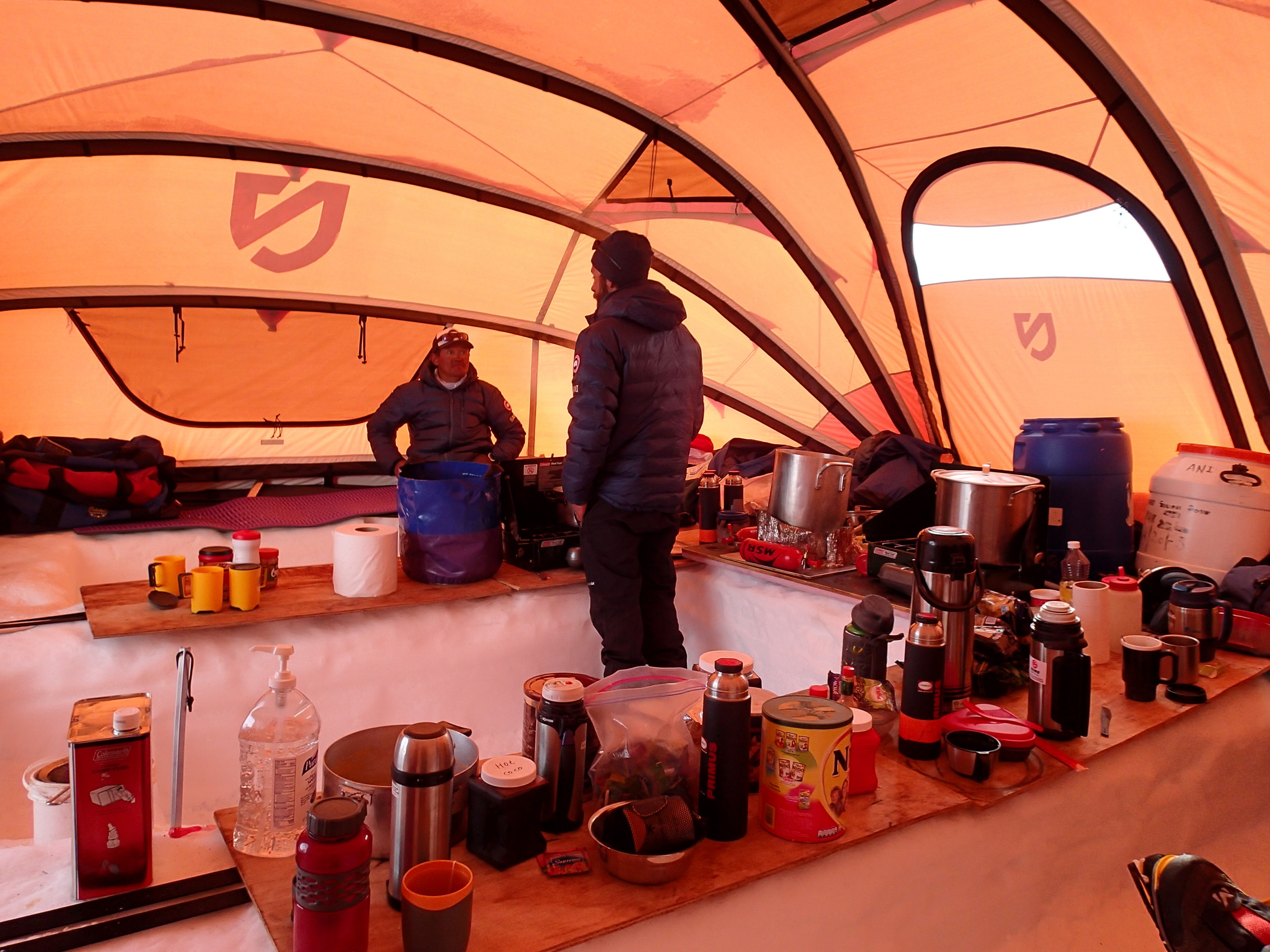 LC kitchen tent