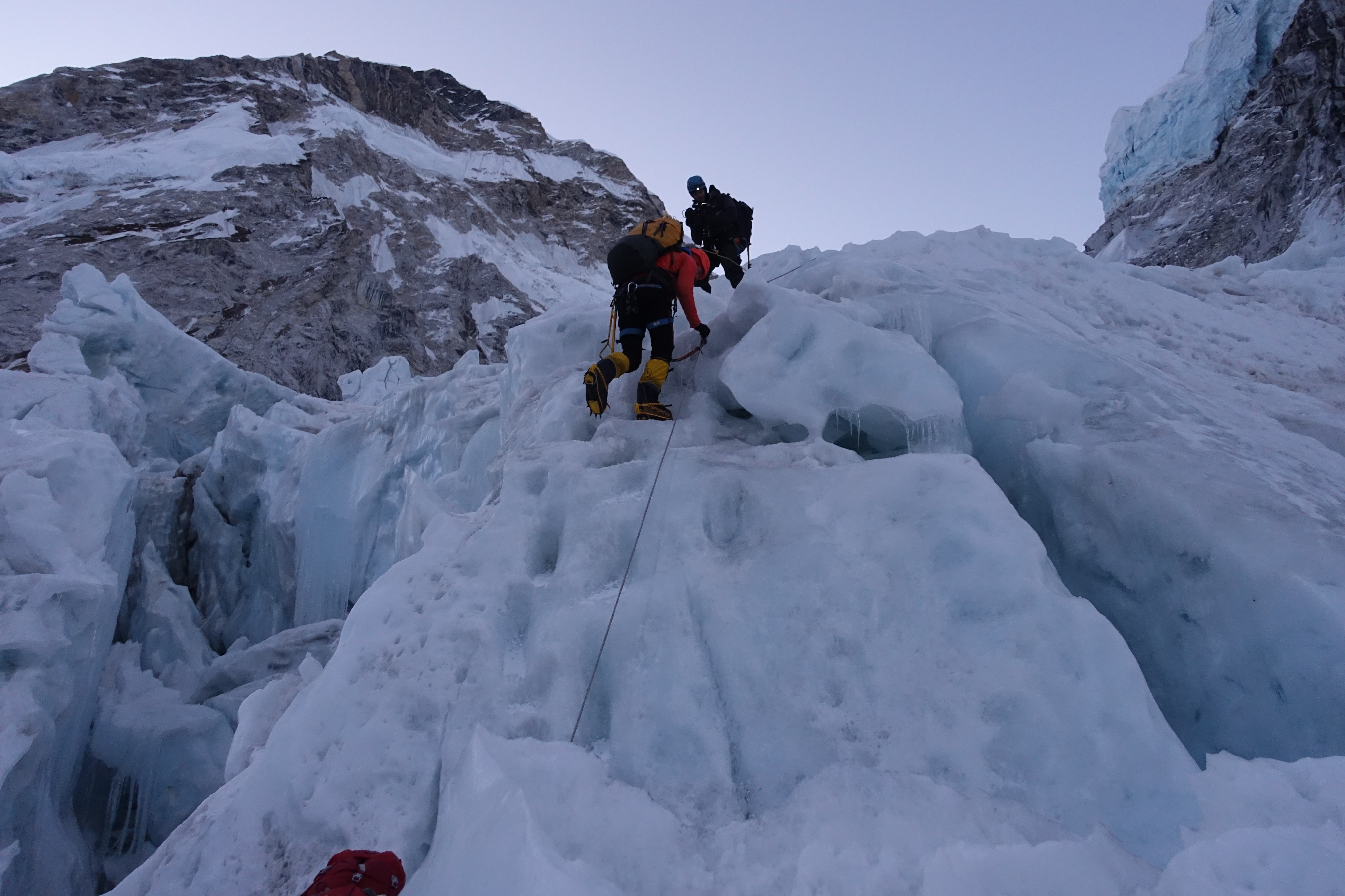 Vertical slpe @ icefall